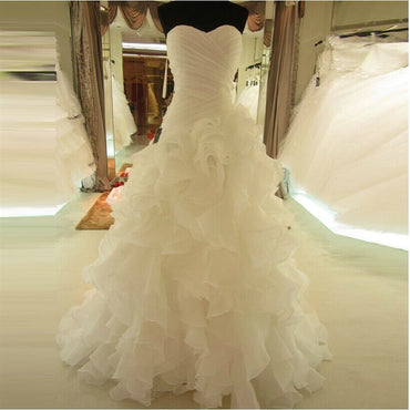 Sleeveless Ruffled Organza Wedding Sweetheart Puffy Bridal Dress